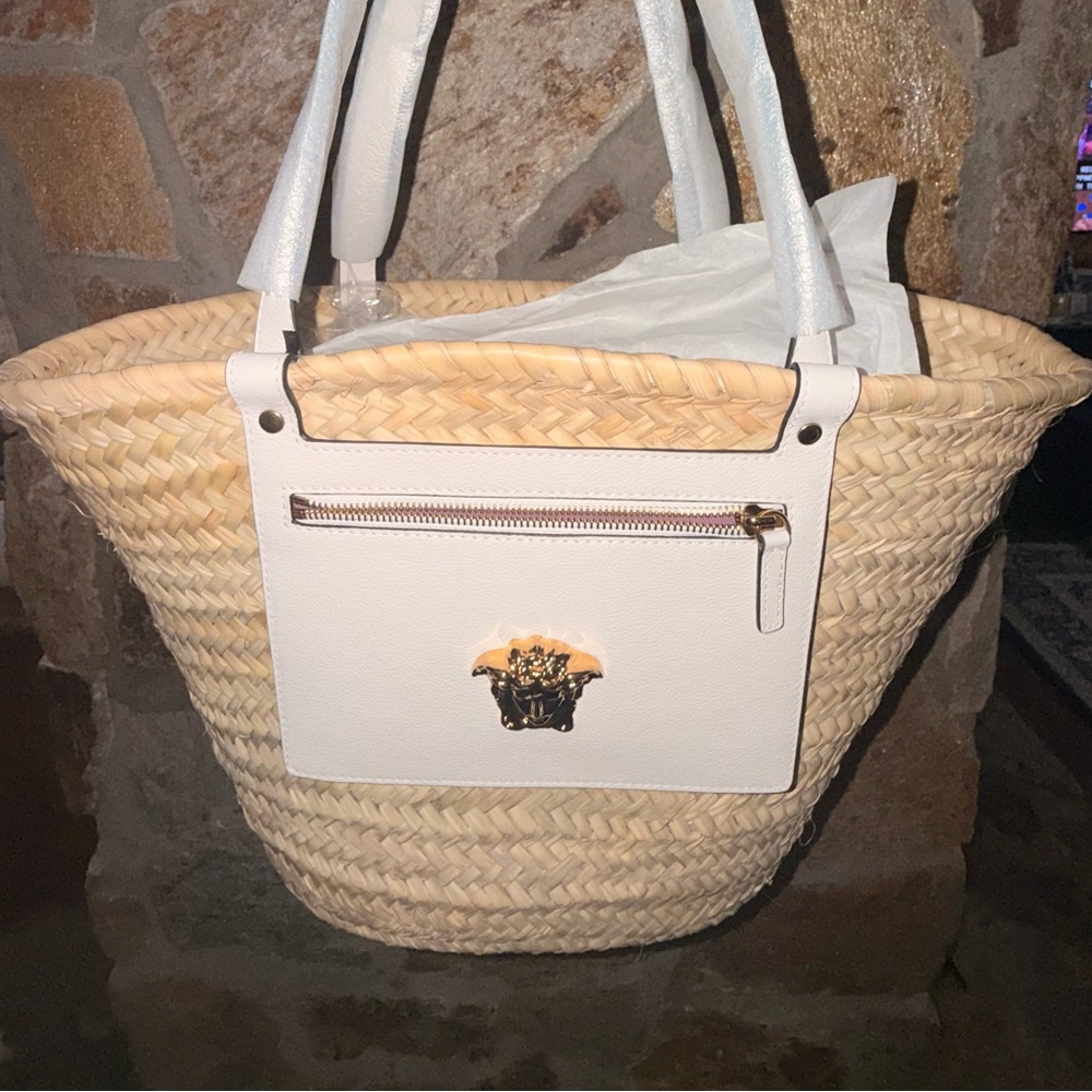 Versace Tan and White Straw Tote NWT BEACH BAG - Picture 3 of 11